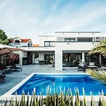 Kara Sevda Villa *