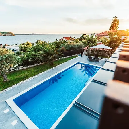 Villa Kara Sevda